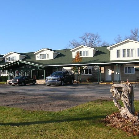 Camp Inn Lodge Oscoda Eksteriør bilde