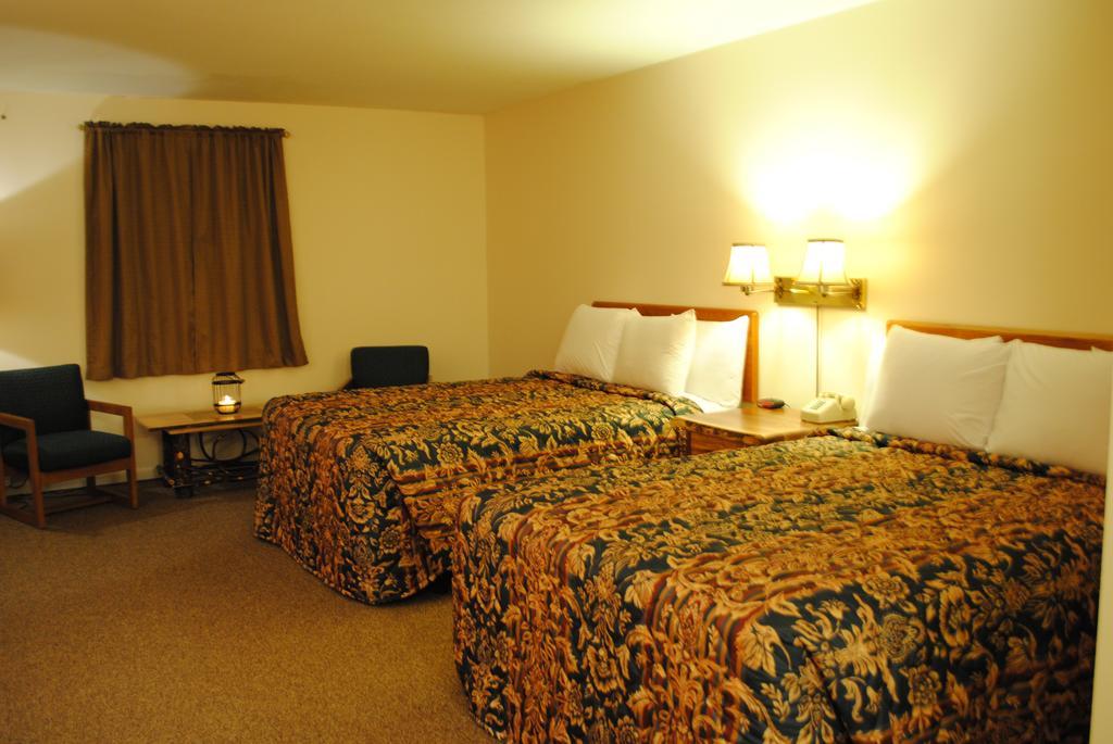 Camp Inn Lodge Oscoda Rom bilde